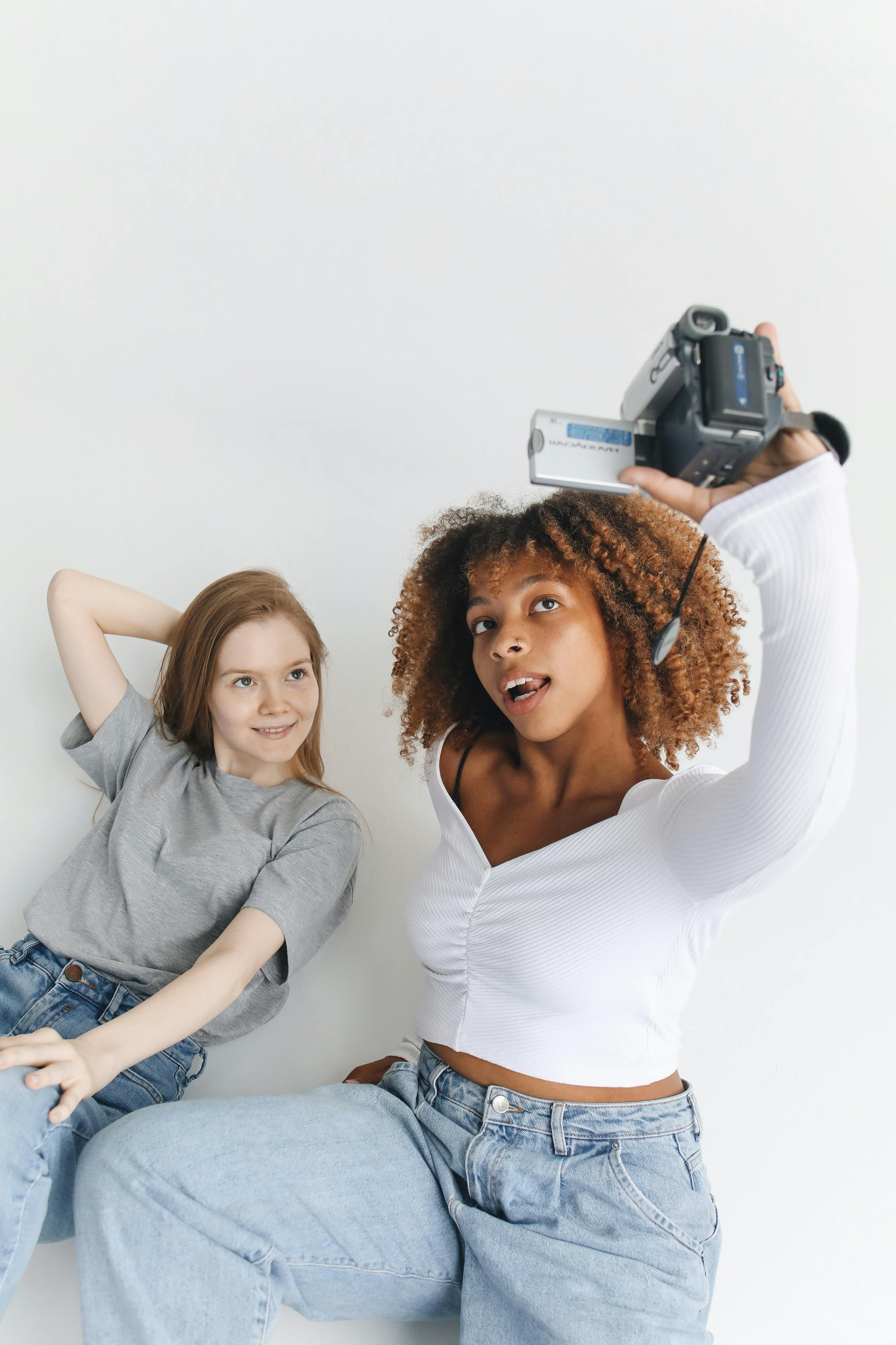 水蜜桃86氛围图:果汁感与温柔气色